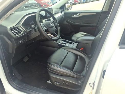 Certified 2022 Ford Escape SEL AWD/4WD image 15