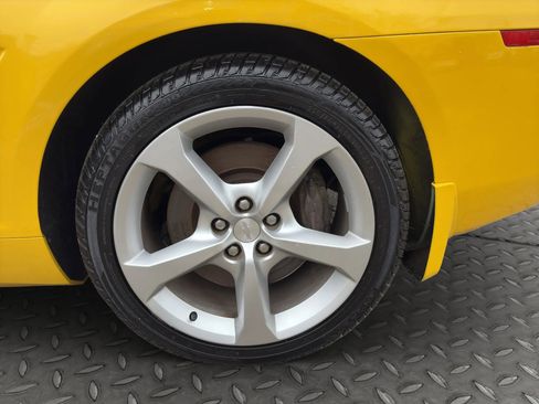 Used 2013 Chevrolet Camaro SS RWD image 25