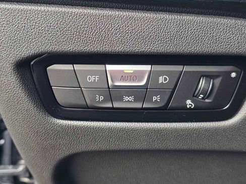 Used 2023 BMW 230i xDrive Coupe w/ Premium Package image 21