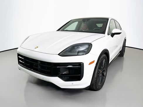 New 2026 Porsche Cayenne GTS image 1