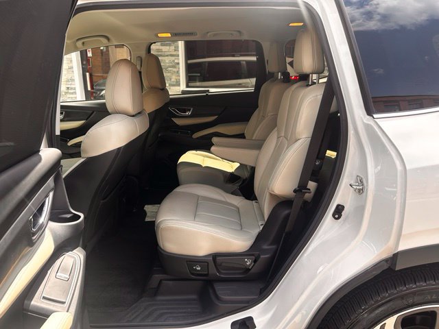 Used 2024 Subaru Ascent Limited AWD/4WD image 16