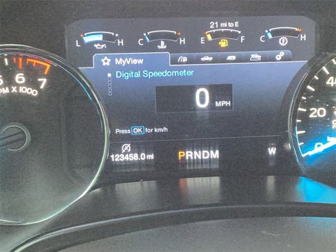 Used 2018 Ford F150 Lariat w/ Equipment Group 502A Luxury image 28