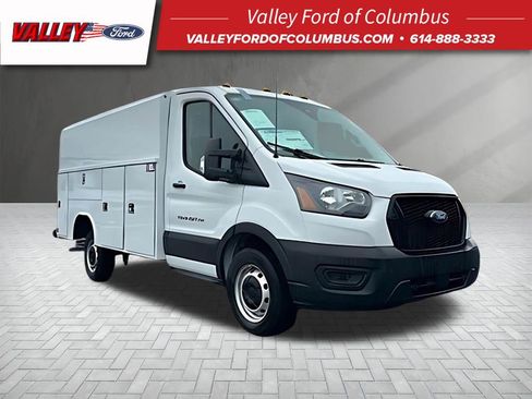 New 2025 Ford Transit 250 RWD image 1