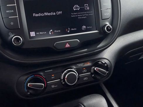 Used 2024 Kia Soul LX w/ Option Group 015 image 28