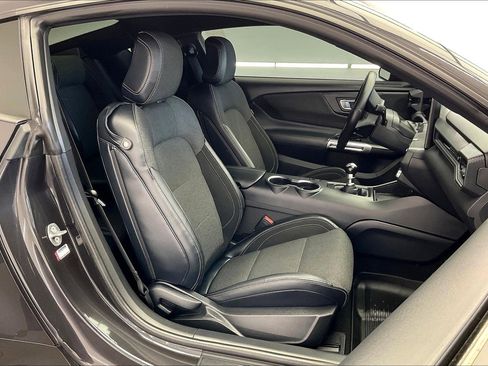 Used 2024 Ford Mustang GT RWD image 6