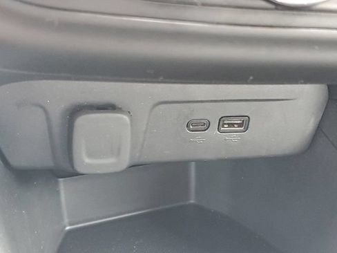 Certified 2024 Chevrolet Trax LS w/ LS Convenience Package FWD image 26