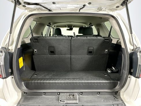 Used 2022 Toyota 4Runner SR5 image 28