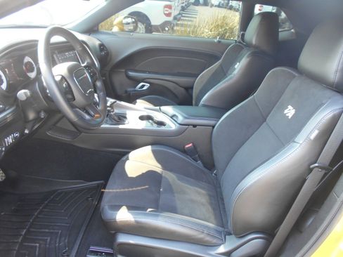 Used 2021 Dodge Challenger R/T Scat Pack w/ T/A Package image 7