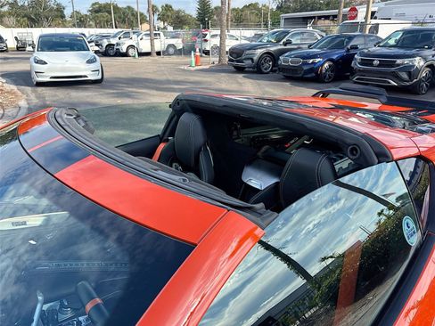 Used 2021 Chevrolet Corvette Stingray Premium Cpe w/ Z51 Performance Package image 33