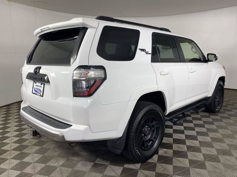Used 2023 Toyota 4Runner TRD Off-Road Premium w/ Moonroof Package AWD/4WD image 6