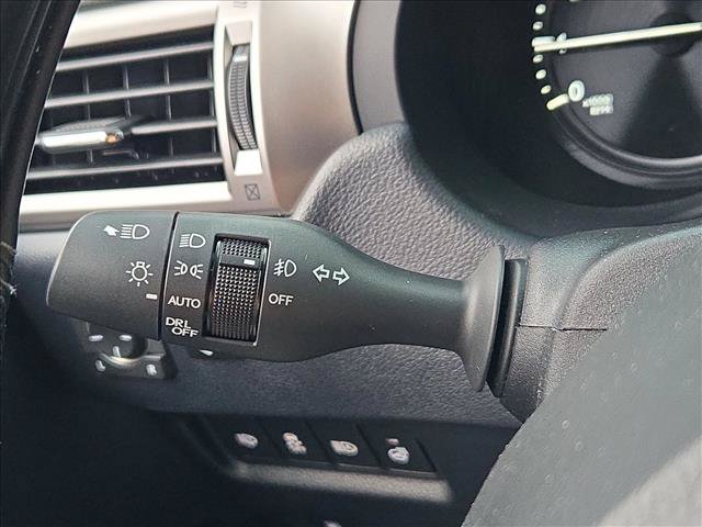Used 2023 Lexus GX 460 Premium w/ Accessory Package AWD/4WD image 15