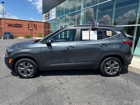 Certified 2024 Kia Seltos S AWD/4WD image 3