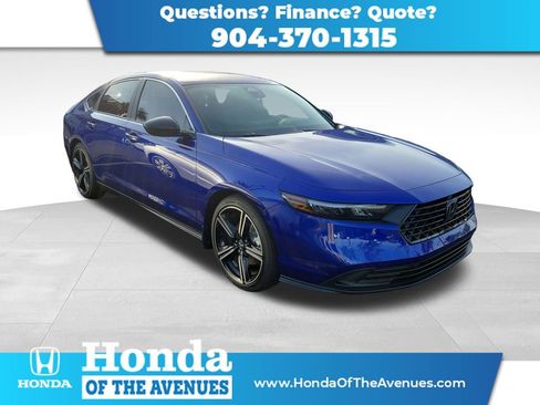 Used 2023 Honda Accord Sport image 1