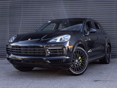 Certified 2023 Porsche Cayenne Platinum Edition