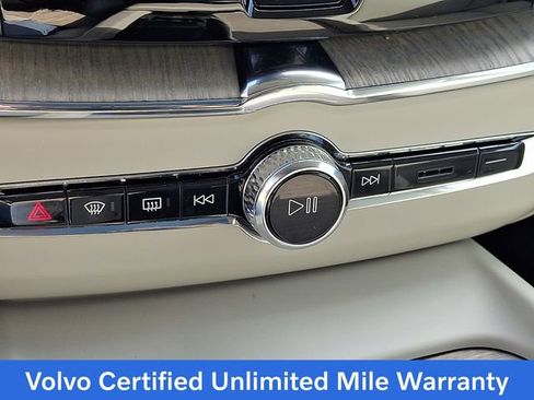 Certified 2023 Volvo XC60 T8 Plus image 25