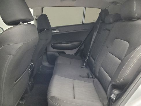 Used 2019 Kia Sportage LX AWD/4WD image 18