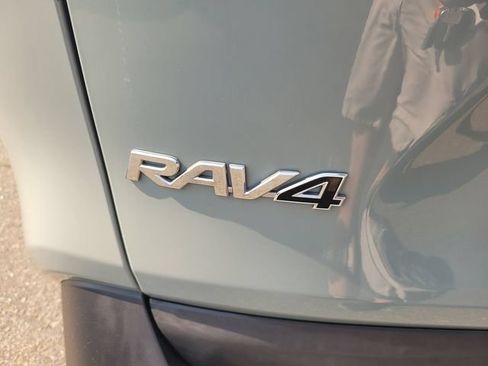Used 2021 Toyota RAV4 XLE w/ XLE Grade Weather Package FWD image 10