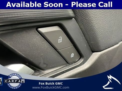 Certified 2025 GMC Acadia Elevation image 9