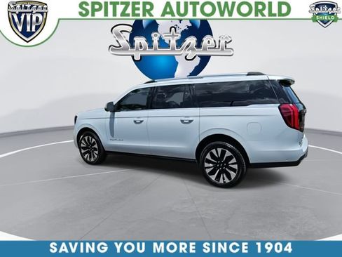 Used 2025 Ford Expedition Max Platinum w/ Driver's Package AWD/4WD image 6