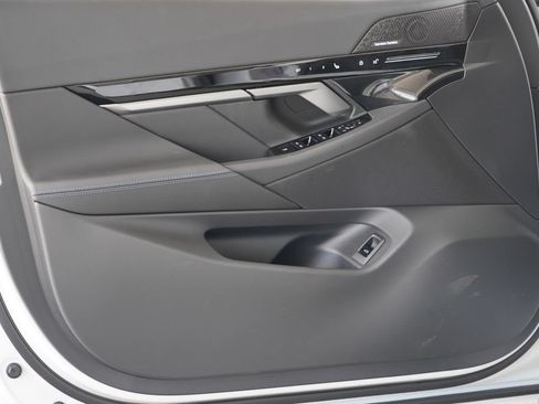 New 2026 BMW 530i w/ M Sport Package RWD image 8