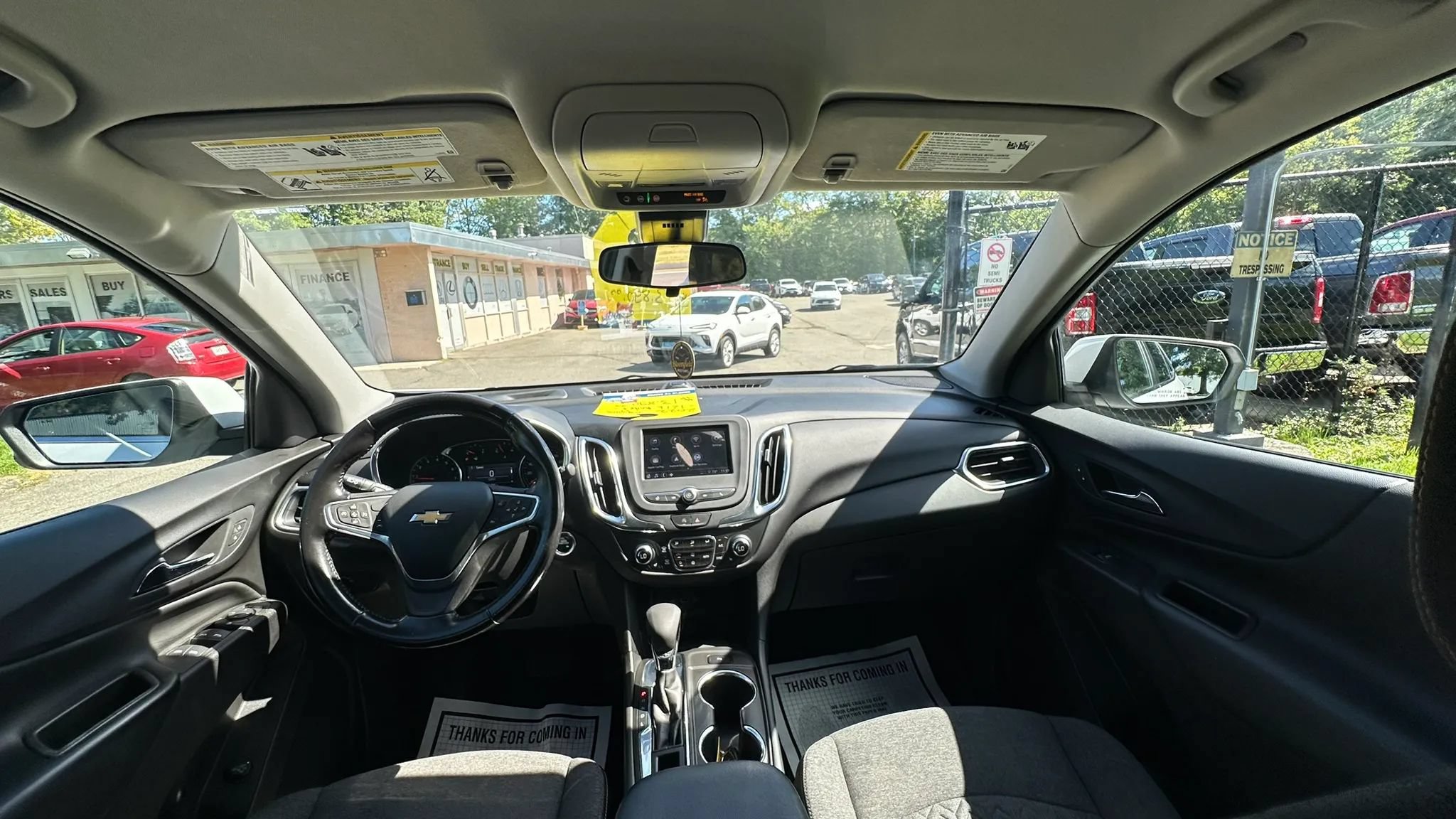 Used 2022 Chevrolet Equinox LT w/ Driver Convenience Package AWD/4WD image 31