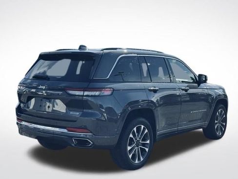 Used 2022 Jeep Grand Cherokee Overland AWD/4WD image 6