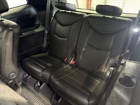 Used 2020 Cadillac XT6 Premium Luxury AWD/4WD image 15