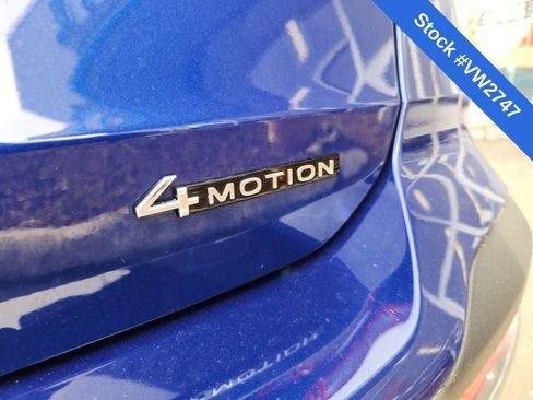 Certified 2024 Volkswagen Taos SEL image 27