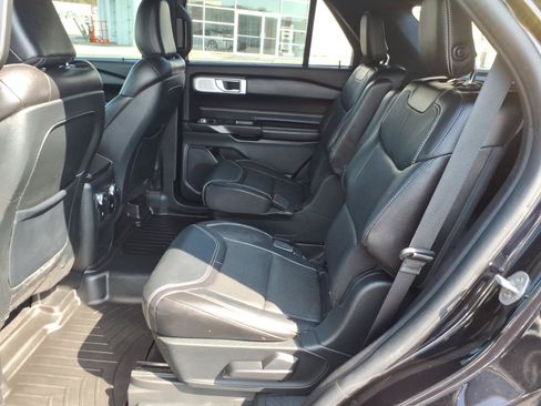 Used 2020 Ford Explorer ST w/ ST Street Pack AWD/4WD image 9