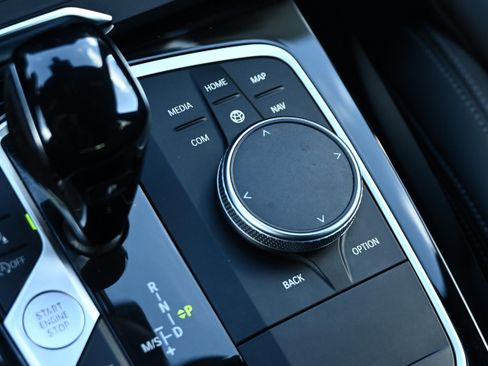 Certified 2023 BMW X3 xDrive30i w/ M Sport Package image 18