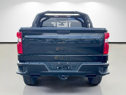 Used 2020 Chevrolet Silverado 1500 LT Trail Boss image 4