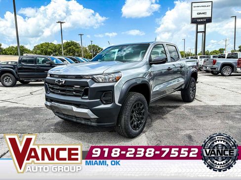 Used 2025 Chevrolet Colorado Trail Boss image 3