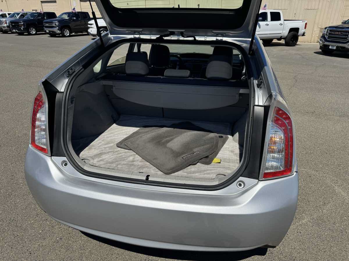 Used 2013 Toyota Prius Two FWD image 17