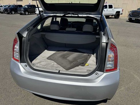 Used 2013 Toyota Prius Two FWD image 17