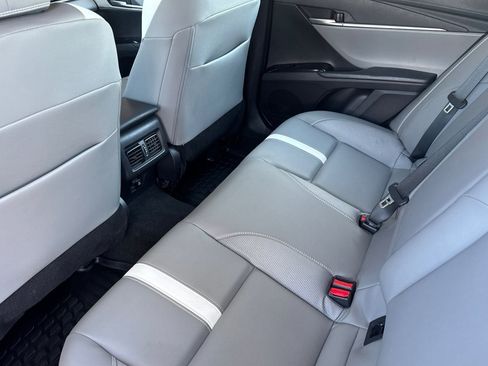 Used 2026 Toyota Camry SE FWD image 13