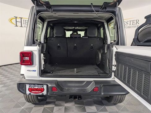 Used 2021 Jeep Wrangler Unlimited Sahara w/ Dual Top Group image 26