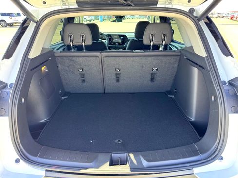 Used 2026 Chevrolet TrailBlazer LT w/ Convenience Package image 8