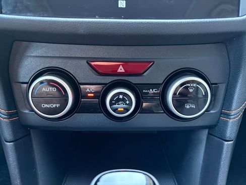 Used 2022 Subaru Crosstrek 2.5i Limited w/ Moonroof Package 2 image 17