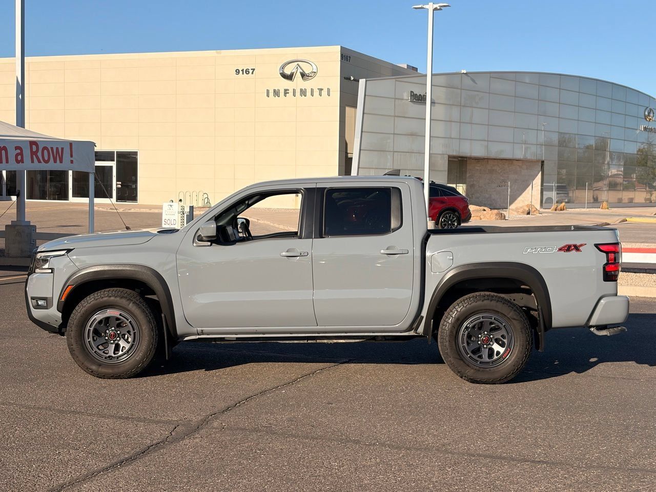 Certified 2025 Nissan Frontier PRO-4X AWD/4WD image 3