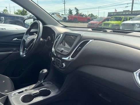 Used 2019 Chevrolet Equinox LT AWD/4WD image 15