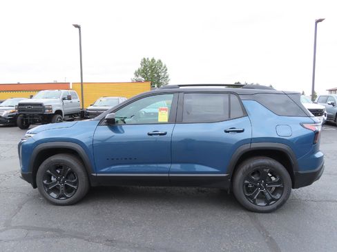 New 2025 Chevrolet Equinox LT w/ Convenience Package II image 4