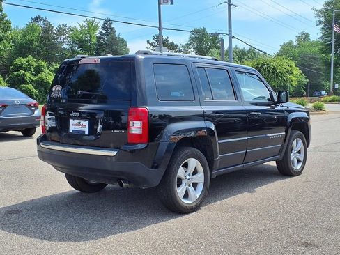 Used 2014 Jeep Patriot Limited w/ Sun/Sound Group AWD/4WD image 4