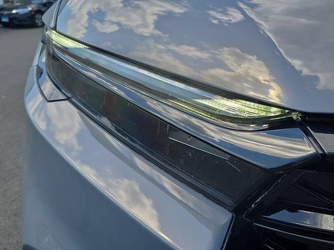 Used 2024 Honda CR-V Sport Touring image 9