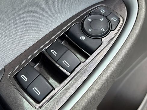 Used 2025 Chevrolet Malibu LT FWD image 11