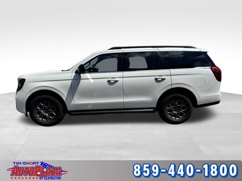 Used 2025 Ford Expedition Active AWD/4WD image 13