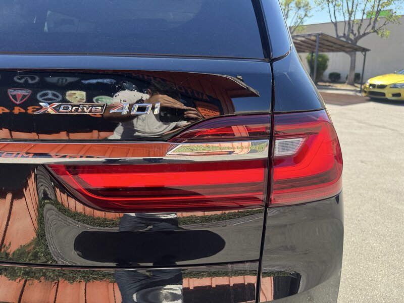 Used 2020 BMW X7 xDrive40i w/ Premium Package AWD/4WD image 15