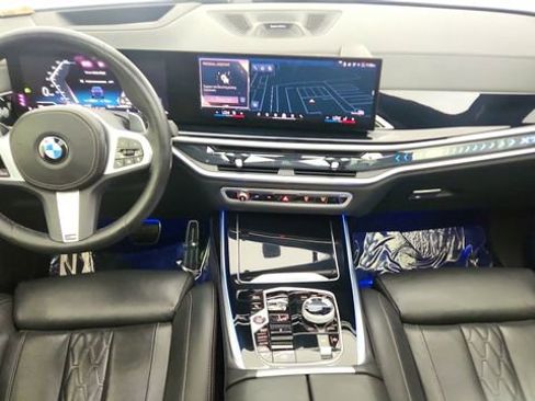 Used 2024 BMW X7 xDrive40i w/ Executive Package image 20