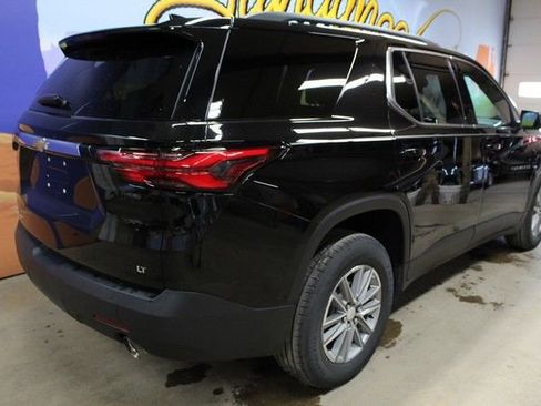 Used 2023 Chevrolet Traverse LT w/ LPO, Floor Liner Package AWD/4WD image 4