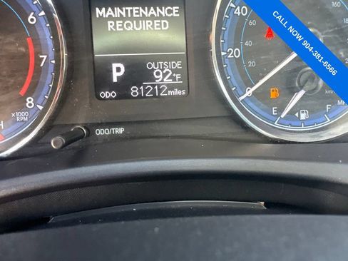 Used 2019 Toyota Corolla LE FWD image 14