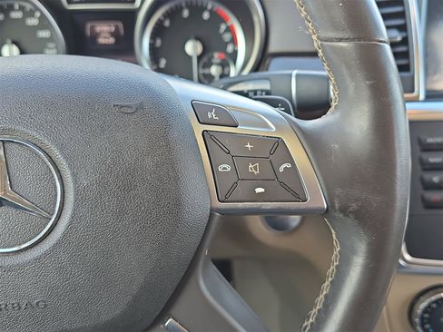 Used 2015 Mercedes-Benz ML 350 2WD image 18